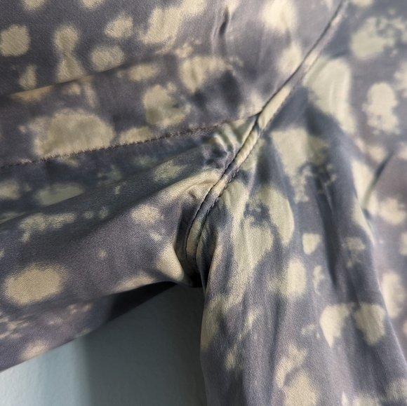 Club Monaco Silk Jacket - Picture 6 of 6